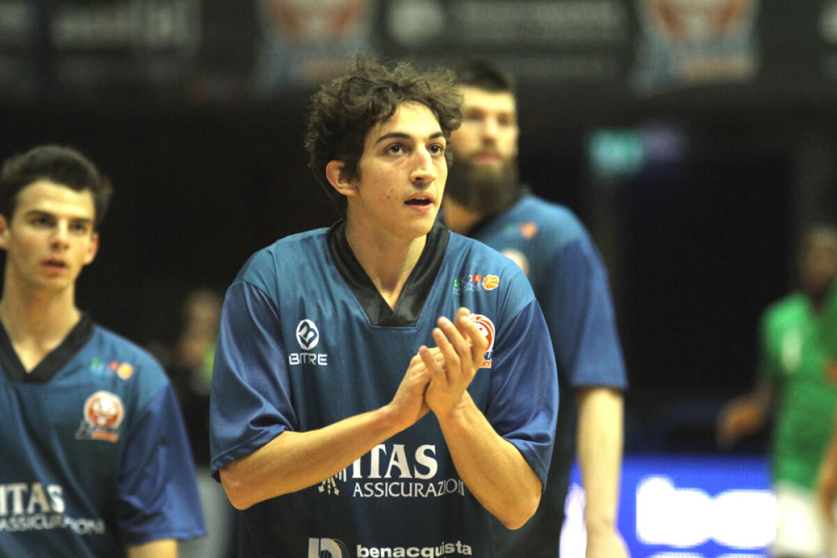 Basket A2 maschile: al PalaBianchini va in scena la gara Latina-Treviglio. - 