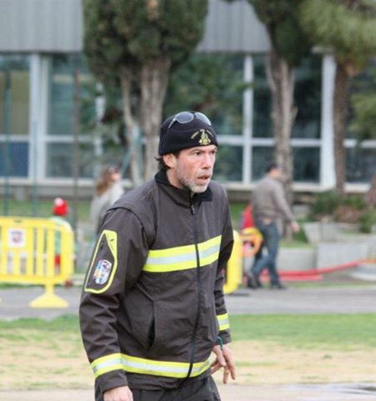 Rigopiano, il sindaco di Latina premia il vigile del fuoco Cataudella - 