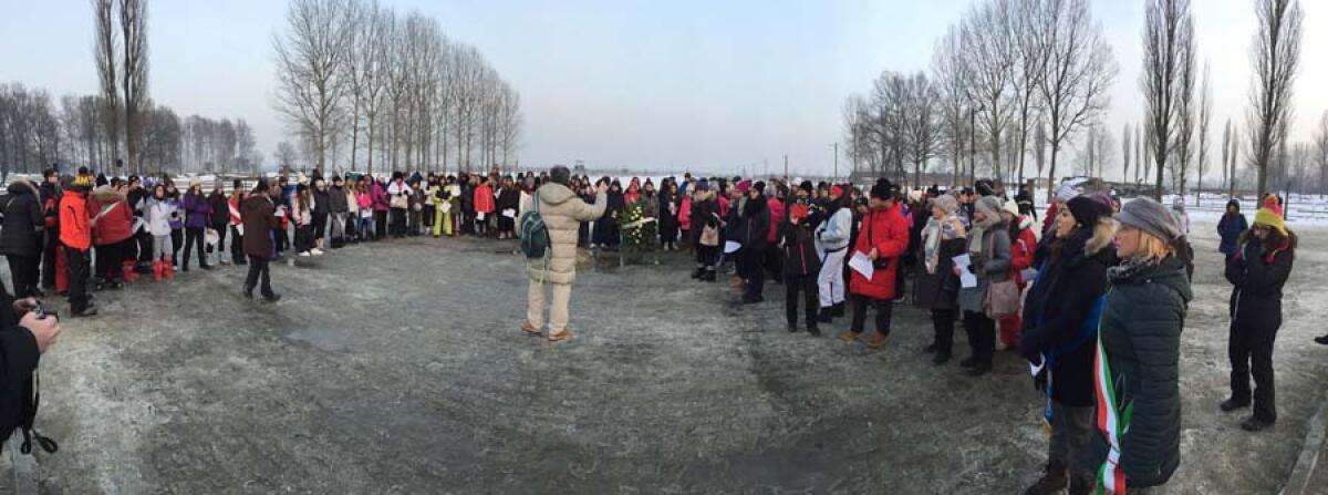 Viaggio della Memoria, la delegazione pontina visita i campi di Auschwitz e Birkenau - 