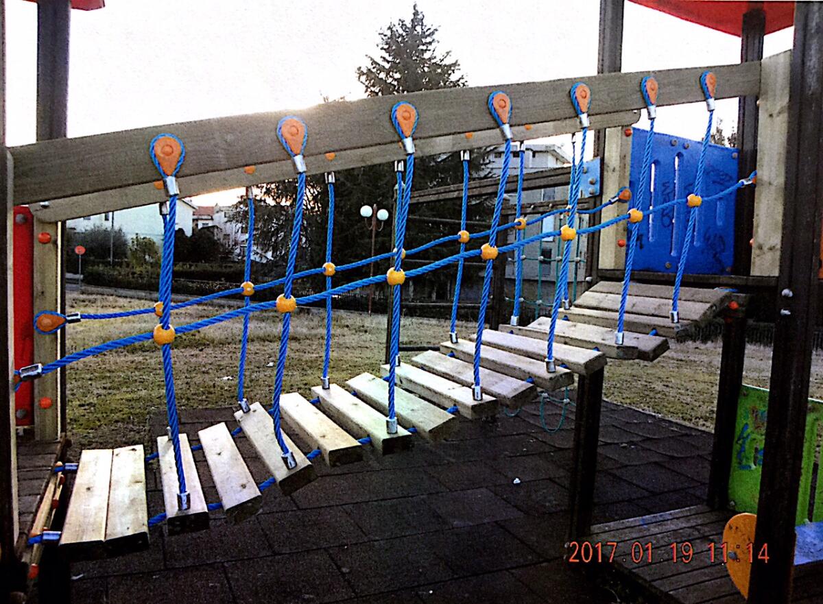 Cisterna, sostituiti i giochi per bambini in alcuni parchi della città - 