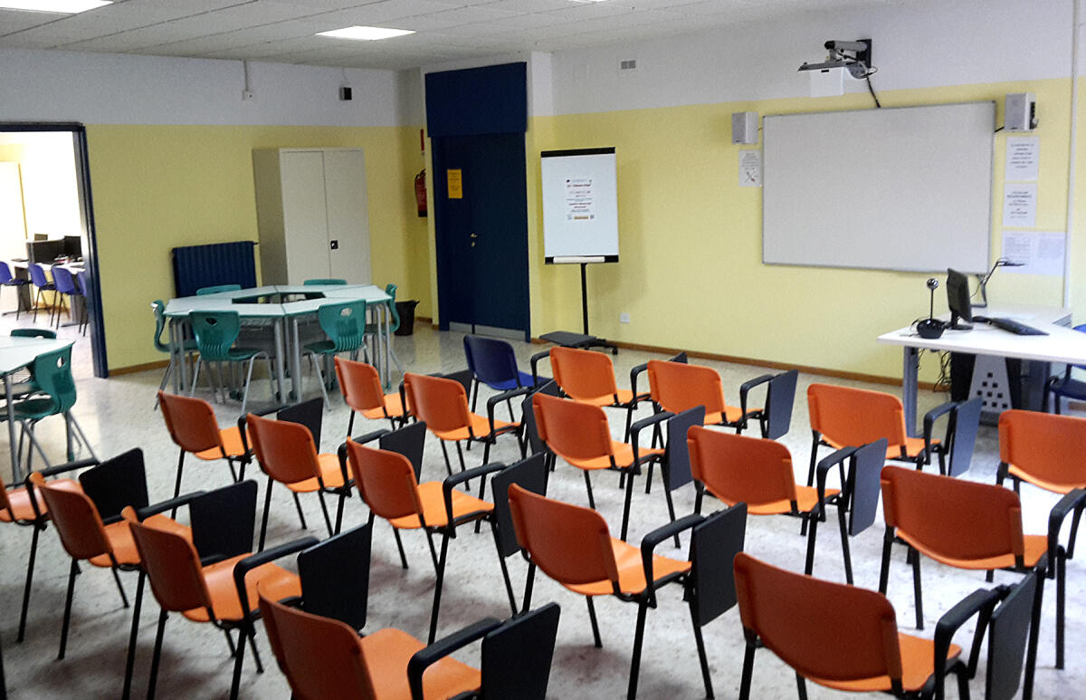 Inaugurate le nuove aule 3.0 dell'Istituto Volpi di Cisterna - 