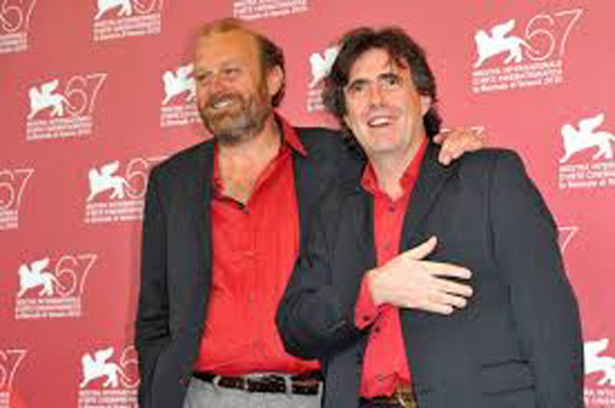 Latina, questa sera la presentazione di "Lascia stare i santi" di Pannone e Sparagna - 