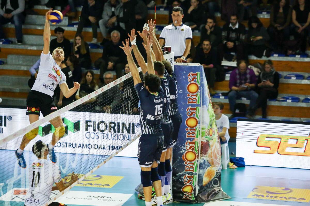 Pallavolo di Superlega: Latina supera Sora scavalca Molfetta e Ravenna. - 