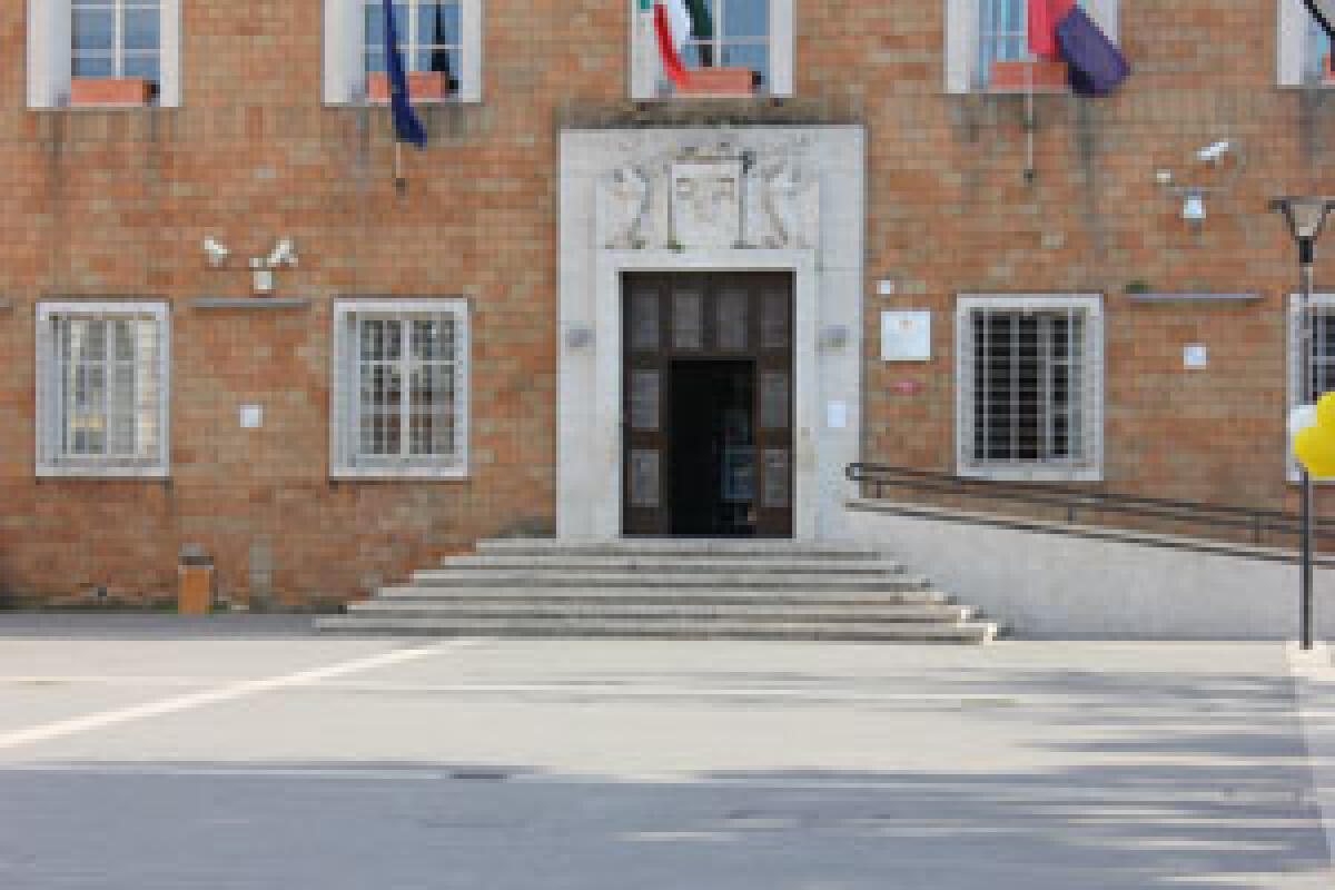 POMEZIA - Sicurezza sulle strade, partiti i lavori in via Fellini. - 