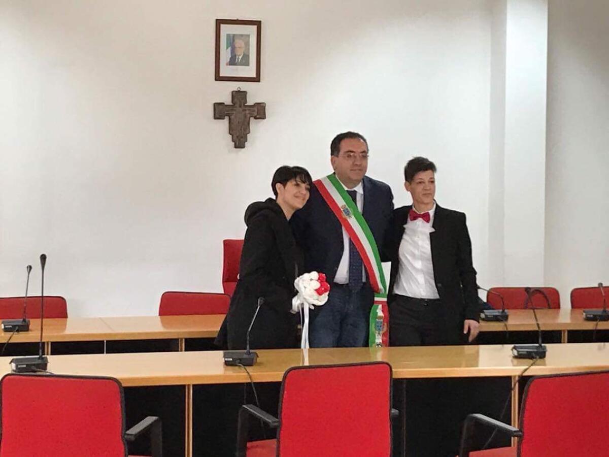 Sara e Tania dicono sì, è la prima unione civile tra due donne ad Aprilia - 