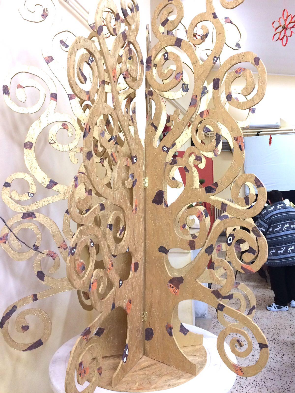 L'Albero della Vita di Klimt riprodotto e donato al Comune di Latina - 