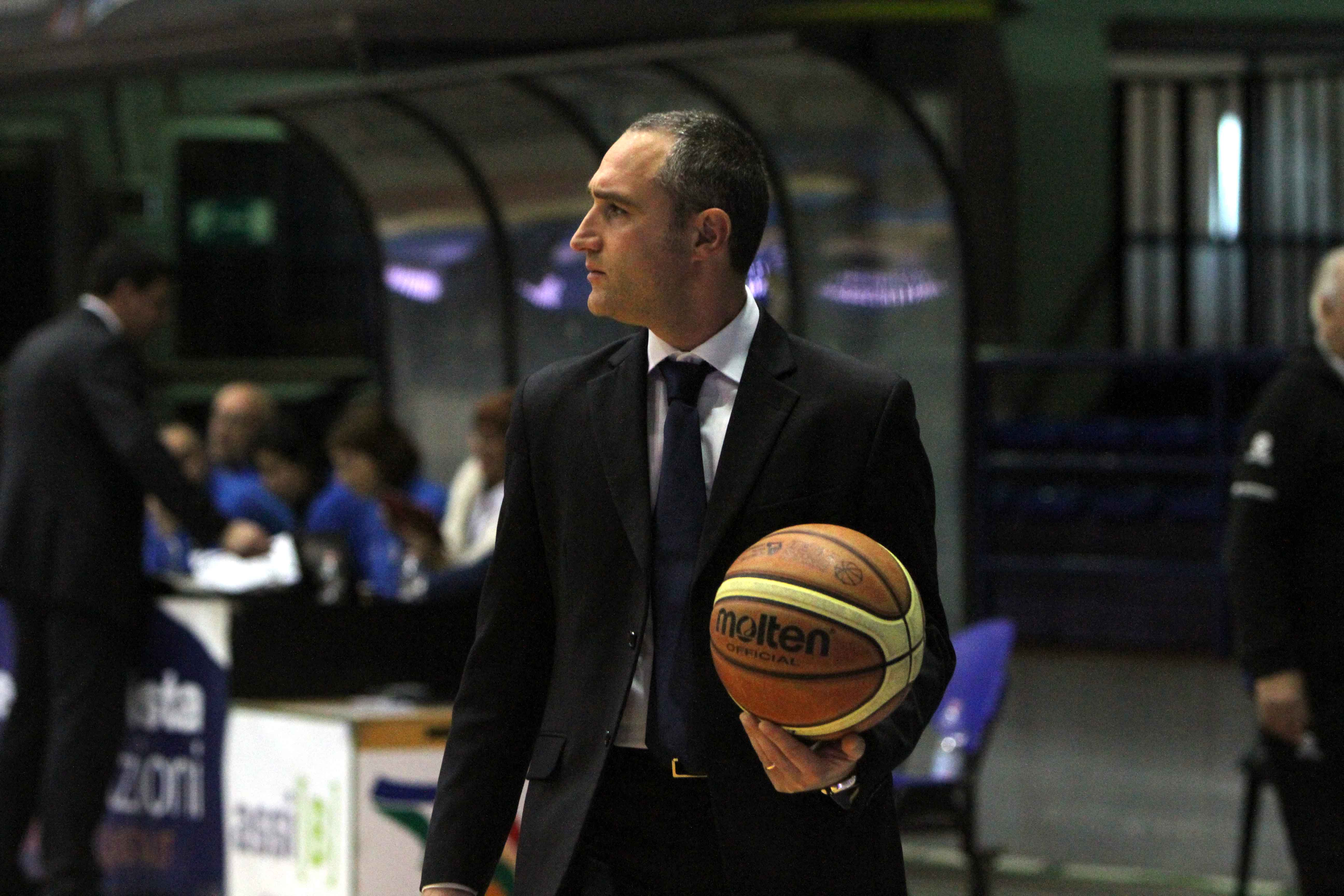 coach Di Manno