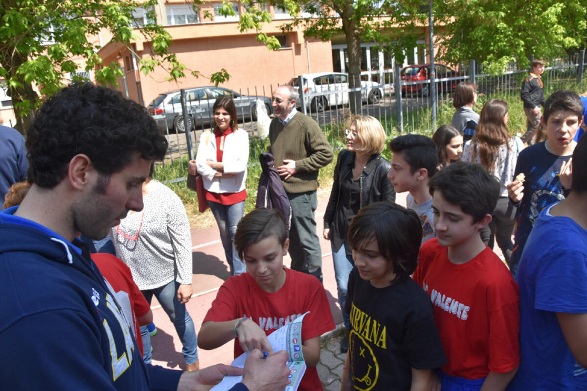 Cyberbullismo, incontro all'istituto “Giovan Battista Valente” di Roma con la Top Volley Latina e l’AbbVie. - 