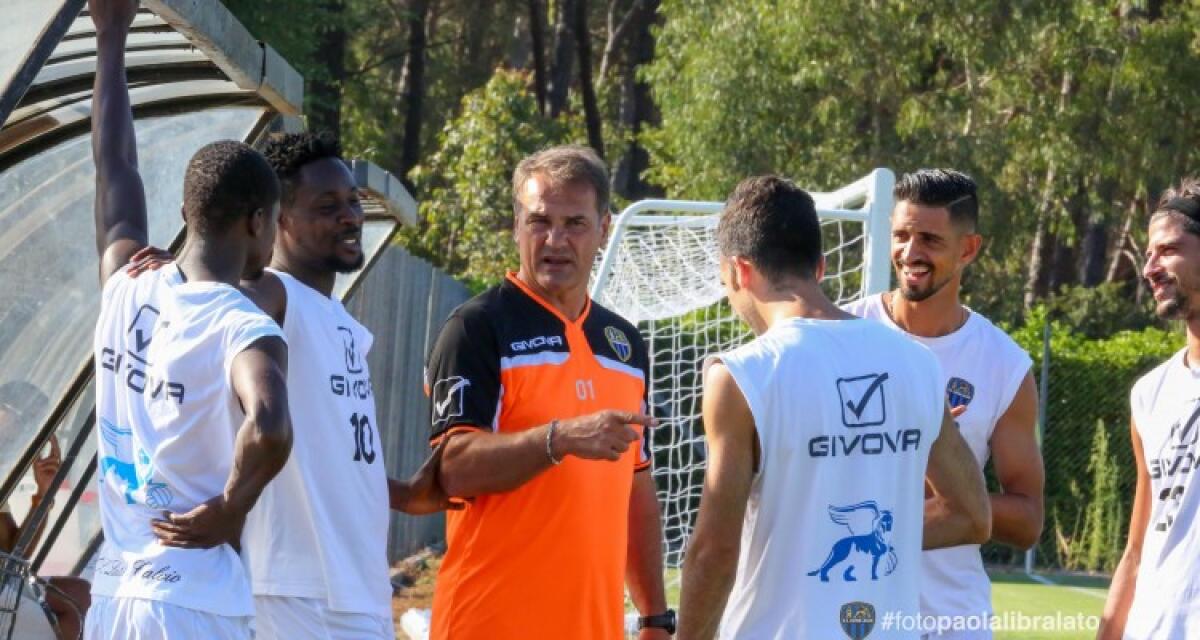 Calcio di serie B, oggi Latina ospita Vicenza. Vivarini: “Se non vinciamo si fa dura". - 