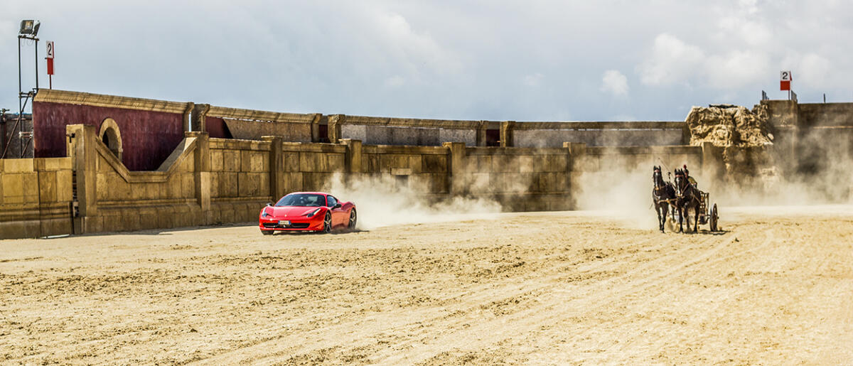 Nell’arena del Cinecittà World l’11 maggio la suggestiva sfida Ferrari contro biga. - 