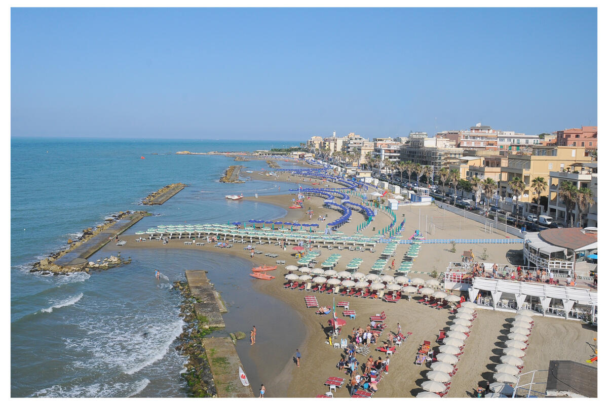 Tanti turisti ad Anzio per le festività pasquali - 