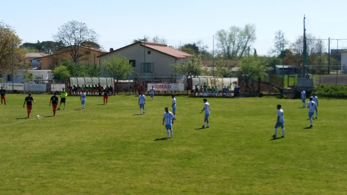 Calcio - L'Aprilia sconfitta a Morolo, ma le rondinelle non mollano - 