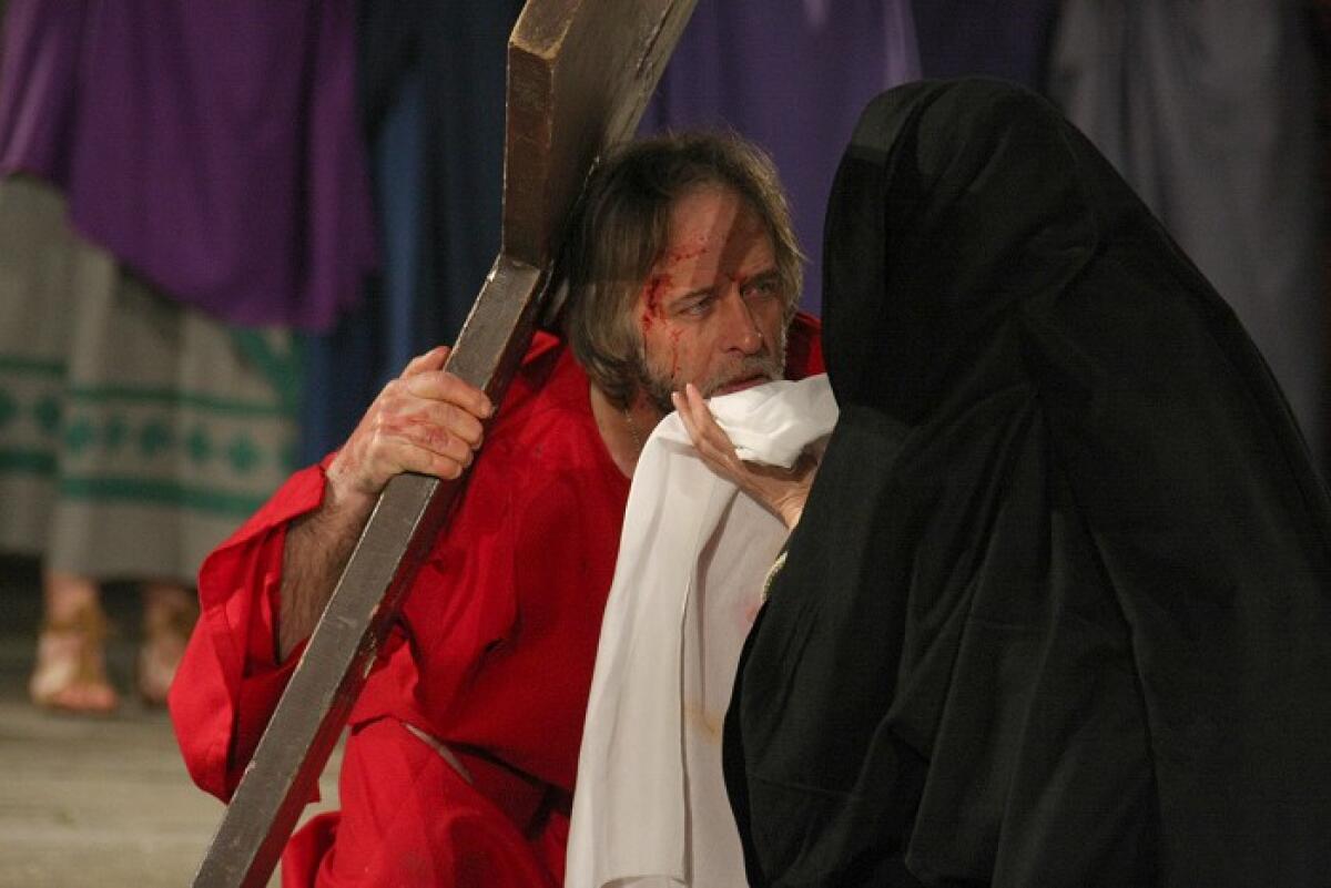 Si rinnova l’appuntamento con la Passione di Cristo di Sezze: 800 tra attori e figuranti. - 