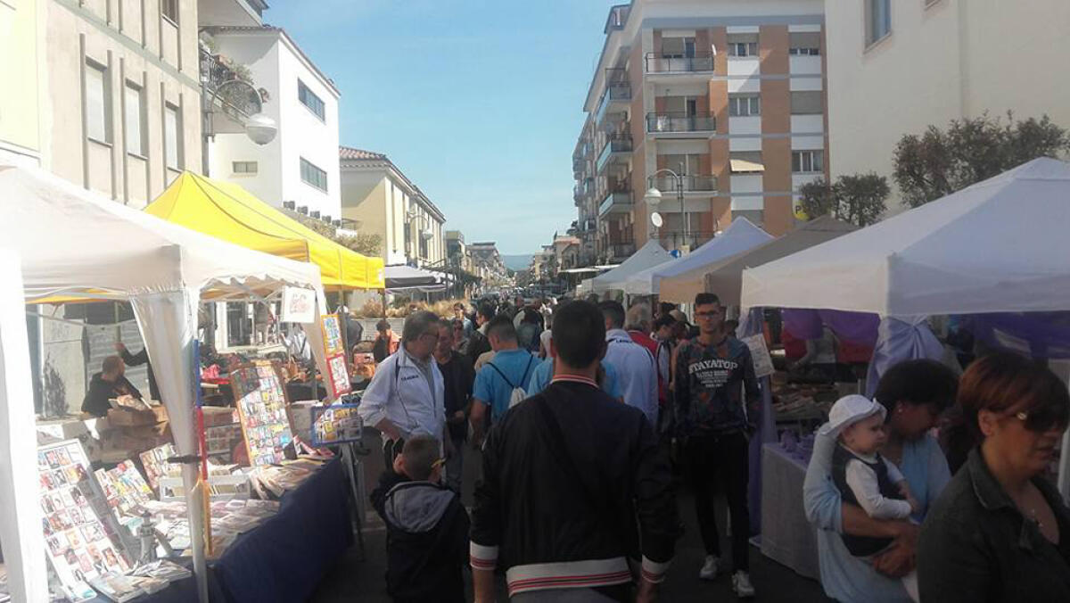 Ad Aprilia questa domenica torna il mercatino - 