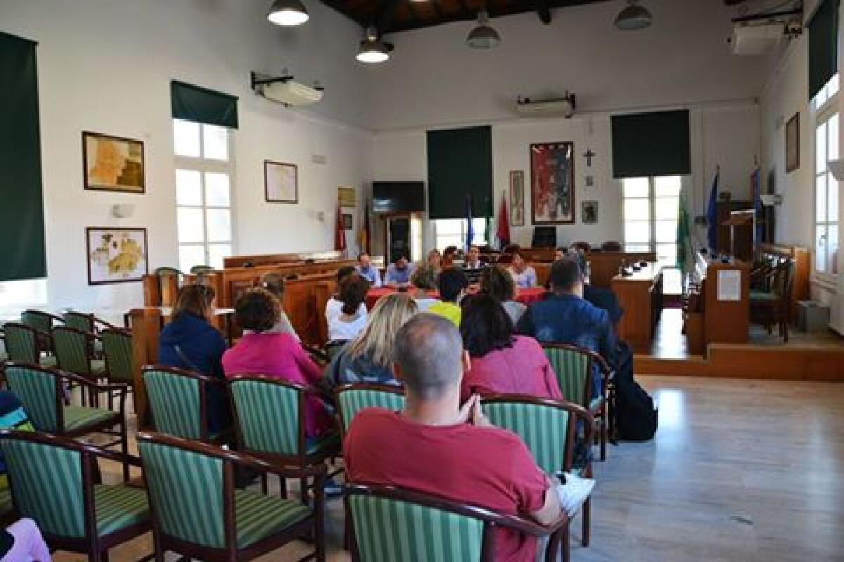 Incendio Eco X, il sindaco di Pomezia incontra genitori e insegnanti - 