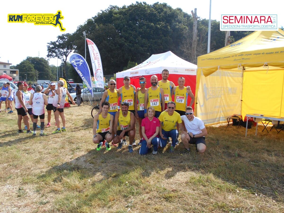 Gli atleti della Runforever Aprilia all’11esimo “Trofeo Città di Nettuno”. - 