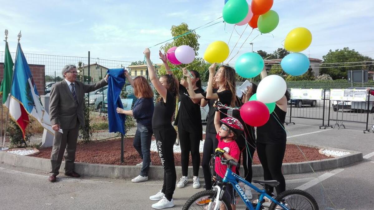 Alla scuola "Leda" di Aprilia inaugurata la targa dedicata a Gino Bartali - 