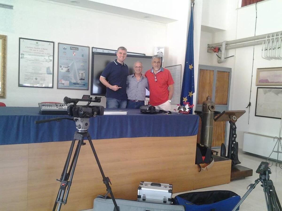 L’Ambasciata degli Stati Uniti dona uno studio televisivo al Caboto di Gaeta - 