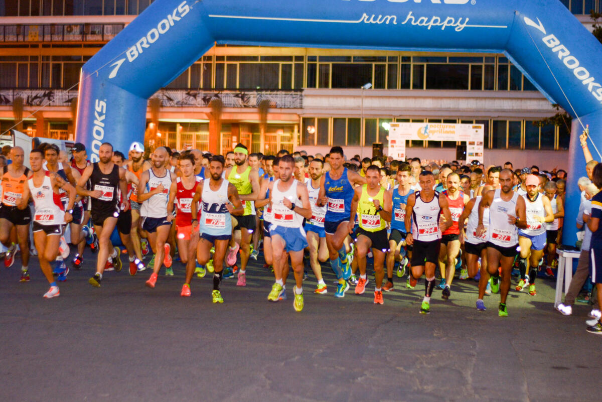 Notturna Apriliana, le strade del centro invase dai runners - 