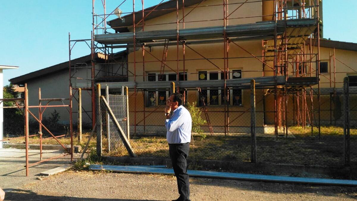 APRILIA - Messa a norma dei plessi scolastici: sopralluogo nelle scuole di Campoverde. - 