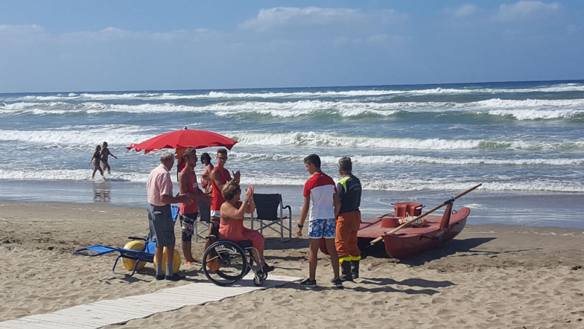 Accessibilità e fruibilità delle spiagge per i disabili: a Sabaudia il progetto sperimentale. - 