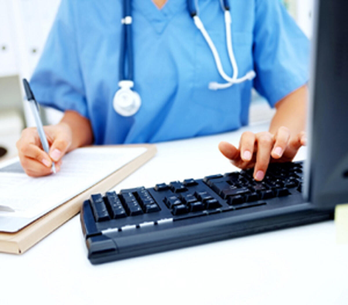 Prevenzione - Screening mammografico e del colon retto ad Anzio - 