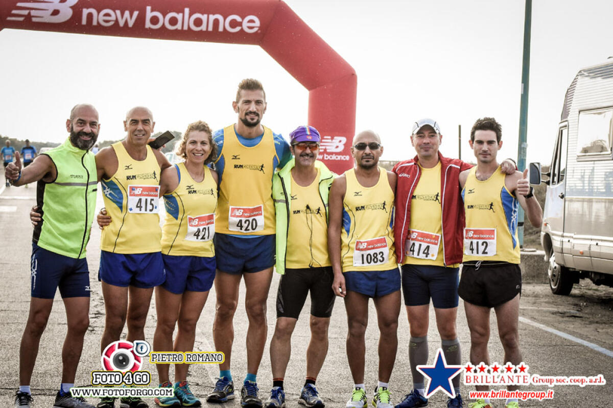 Gli atleti della Runforever Aprilia alla “Mare Lago delle Terre Pontine”. - 