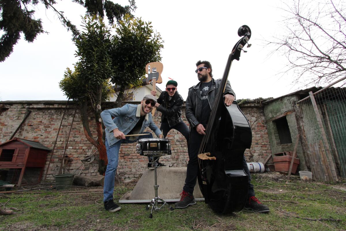 Riparte la stagione musicale all'ExMattatoio di Aprilia: venerdì il concerto dei The Nuclears - 