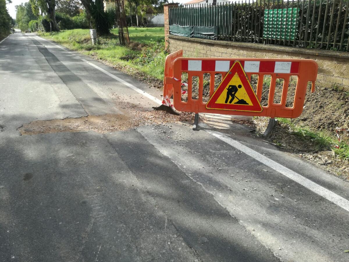 Aprilia Possibile sulla manutenzione delle strade: "Dieci anni di disservizi" - 