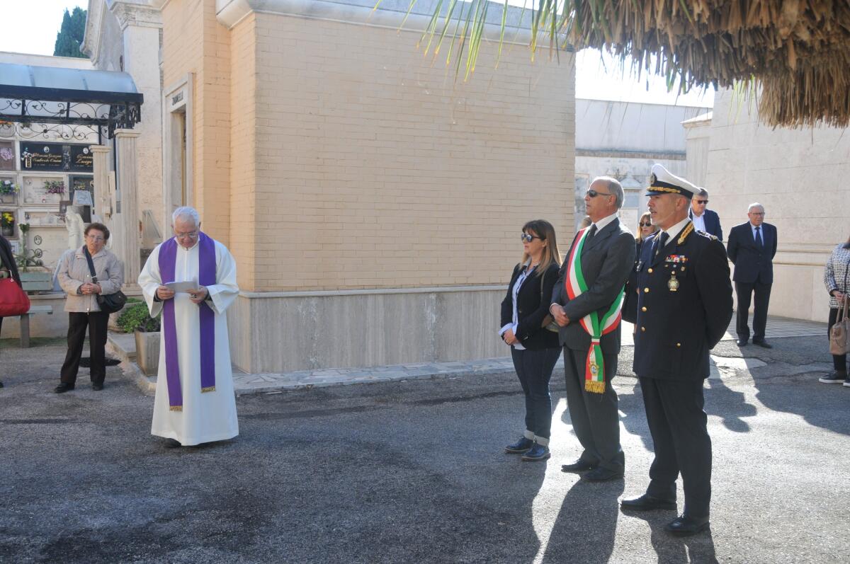 Anzio commemora i defunti, cerimonia al Monumento ai Caduti di piazza Garibaldi - 