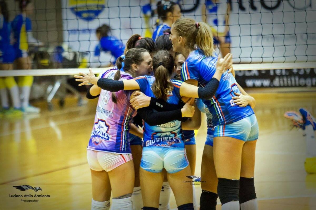 Pallavolo femminile B1 - Rimonta Aprilia, contro Santa Teresa finisce 3-1 - 