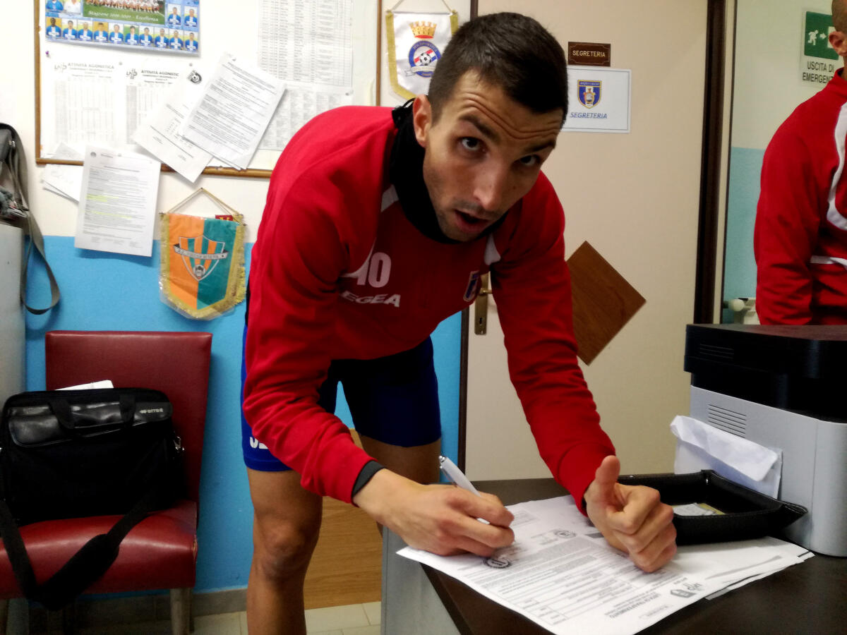 Calcio - Serie D - L'Anzio chiude l'accordo con Lorenzo Regis - 