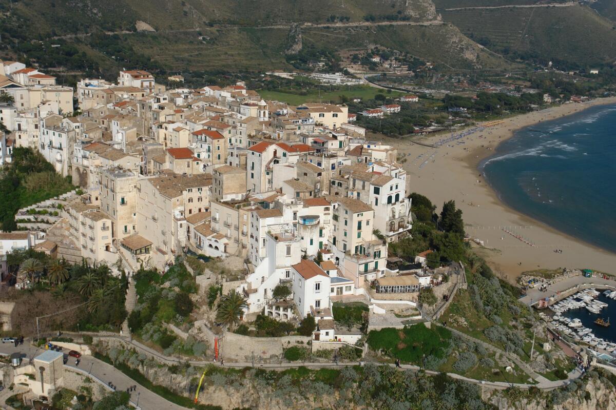 Borghi più belli d’Italia, il centro storico di Sperlonga in 3D - 