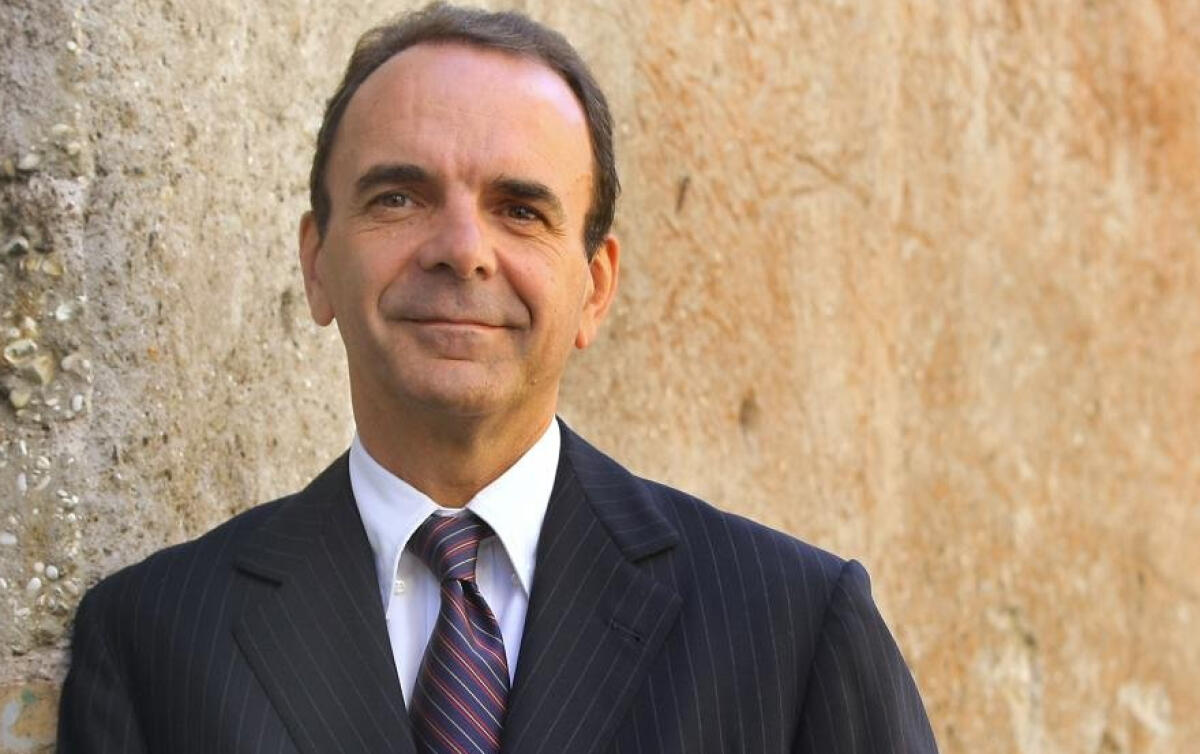 Regionali, il centrodestra candida Stefano Parisi alla presidenza - 