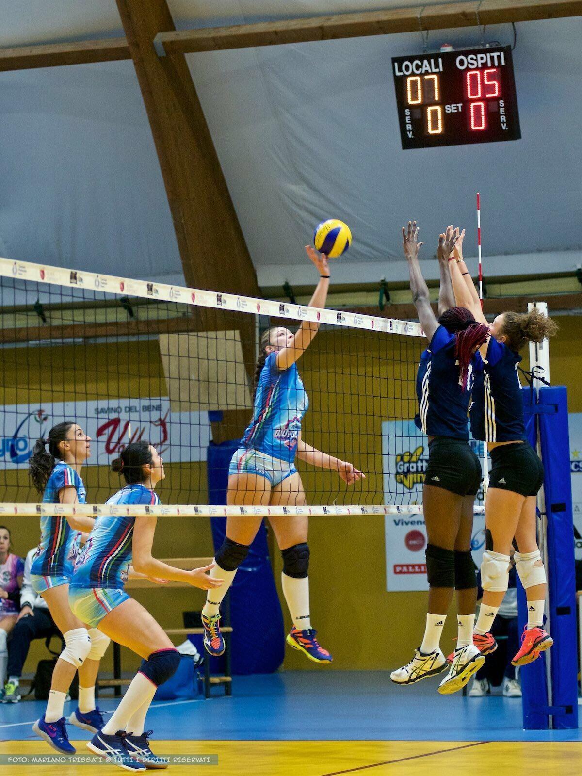 Pallavolo femminile B1 - Inarrestabile Giovolley Aprilia fa sua la trasferta a Torre Annunziata - 