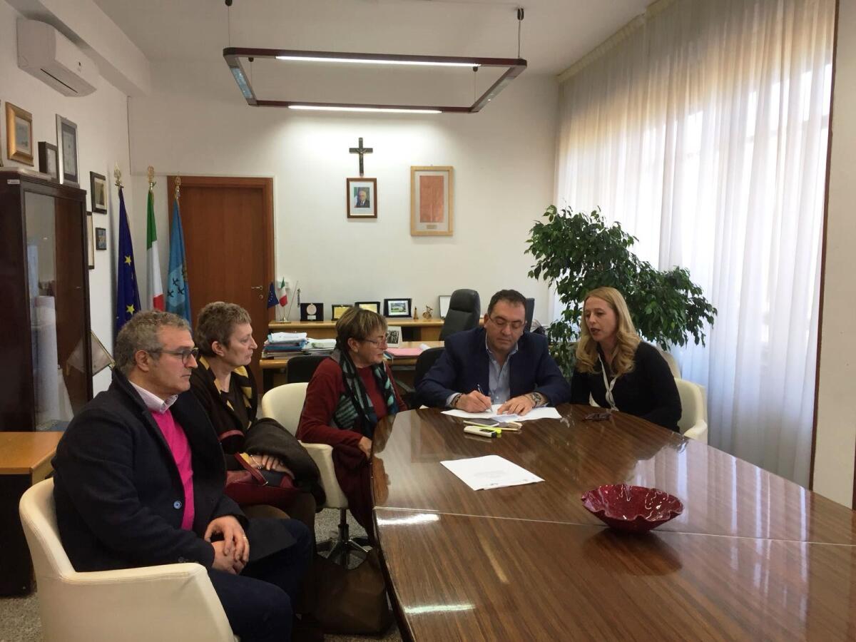 Aprilia - Violenza di genere, sottoscritta la convenzione tra CRI e Centro Lilith - 