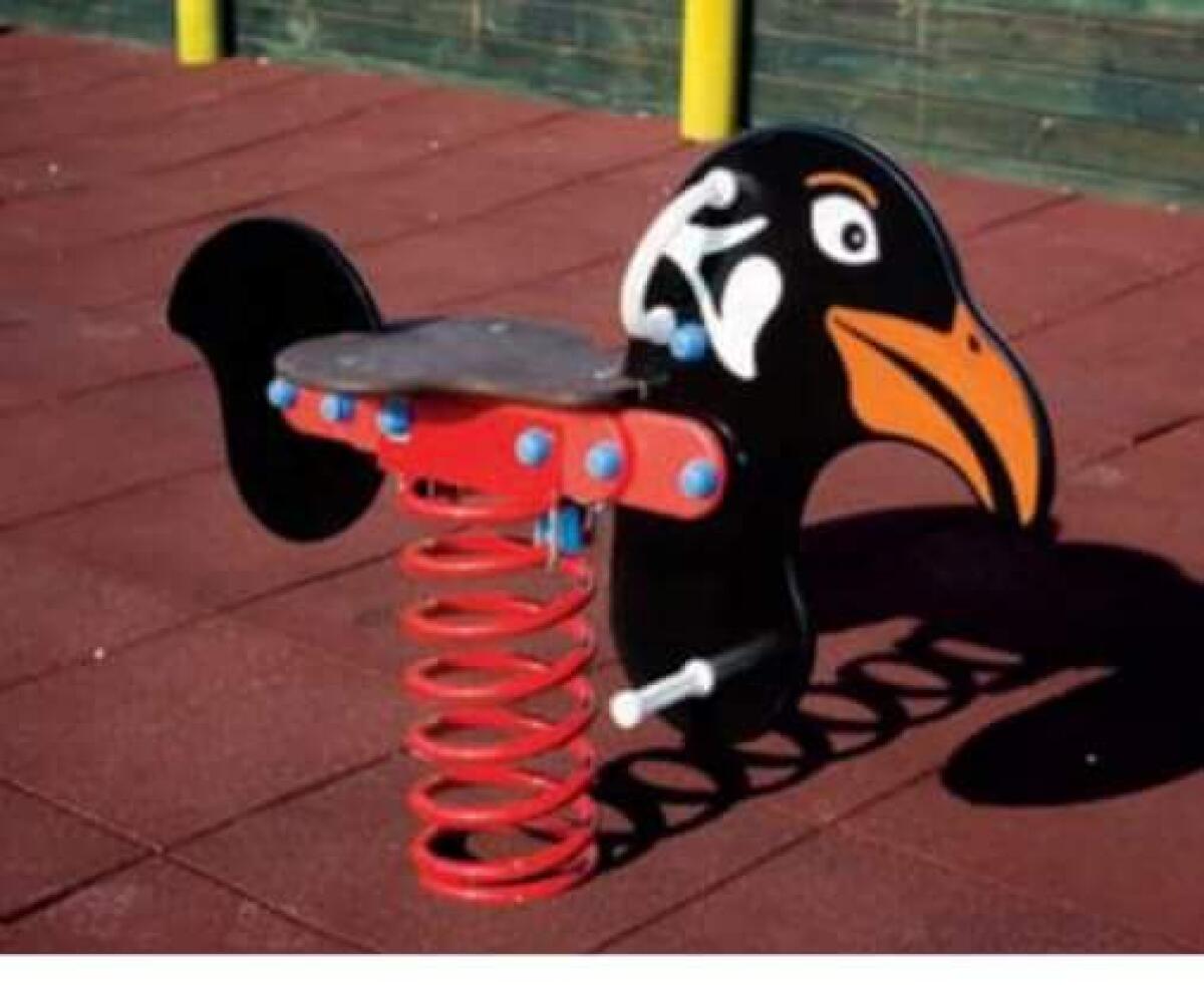 Giochi per i bimbi con i fondi raccolti dai mercatini di Aprilia - 