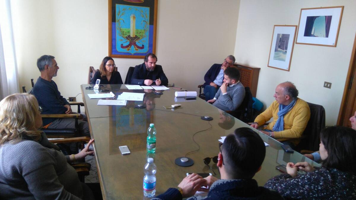 Salta la sfilata dei carri a Latina, non ci sono le certificazioni - 