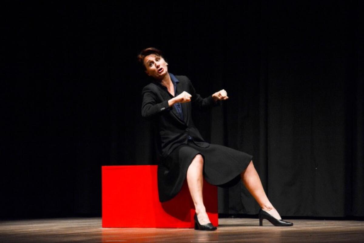 Teatro, a Sezze in scena "Svergognata" con Antonella Questa - 