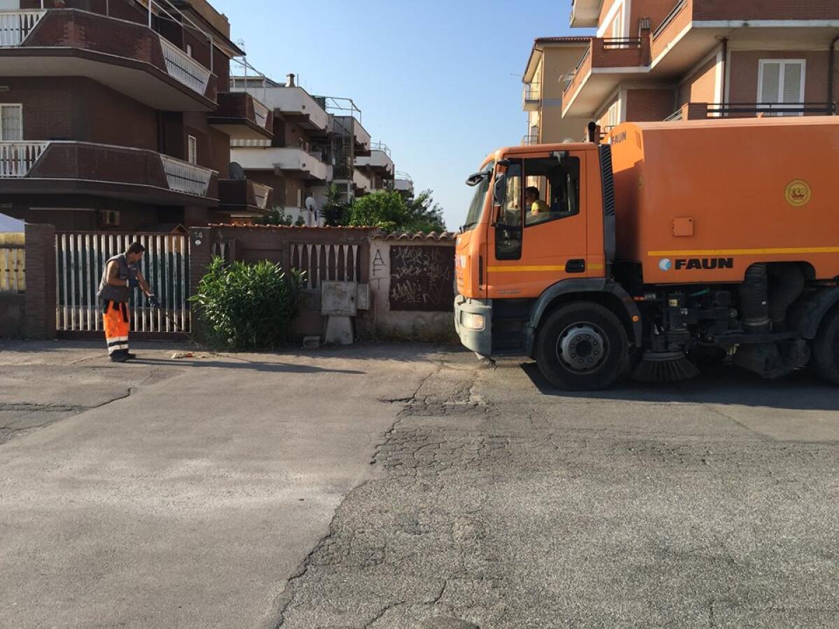 Scioperano gli operatori ecologici di Ardea, "La solidarietà non basta. Trovare soluzioni" - 