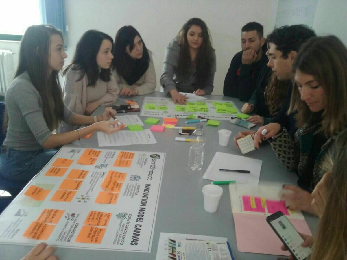 Al Meucci di Aprilia le imprese incontrano gli studenti: "Apprendimento e confronto fondamentali" - 