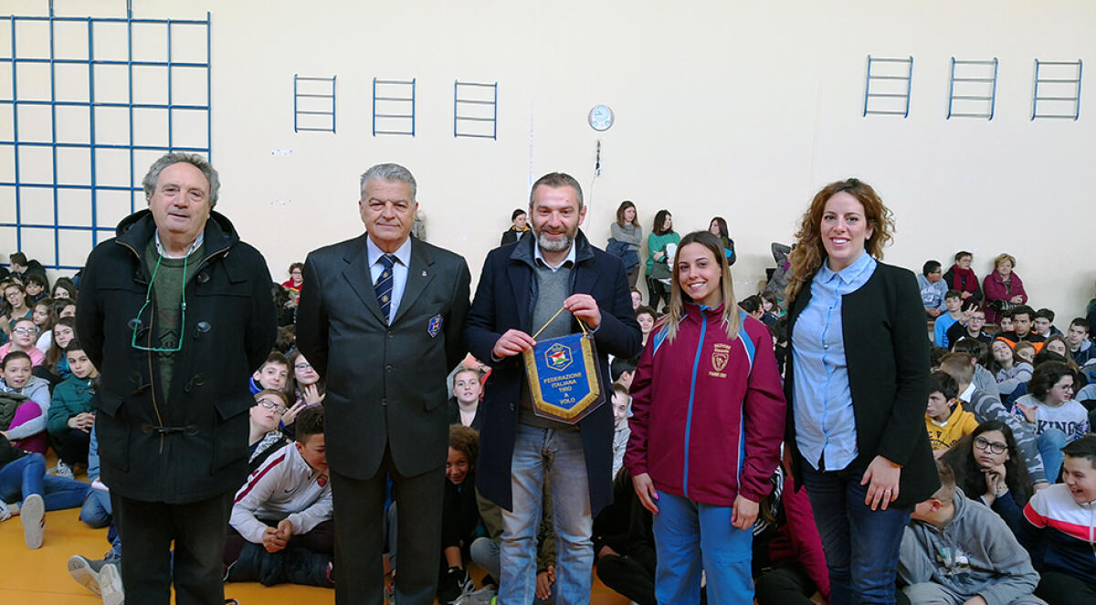 La campionessa italiana juniores di tiro al volo, Francesca Del Prete, incontra gli studenti di Cori. - 