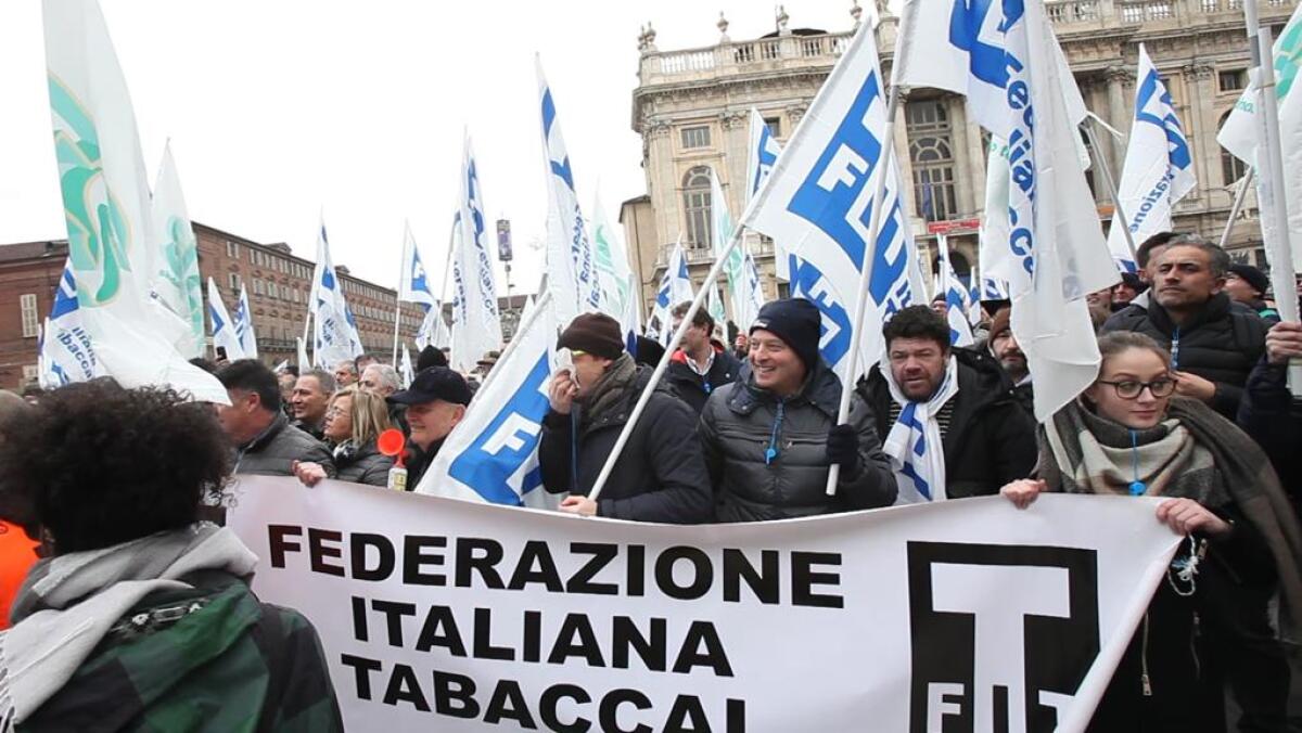 Tabaccai in protesta, da Nord a Sud la questione delle slot tocca nervi scoperti - 