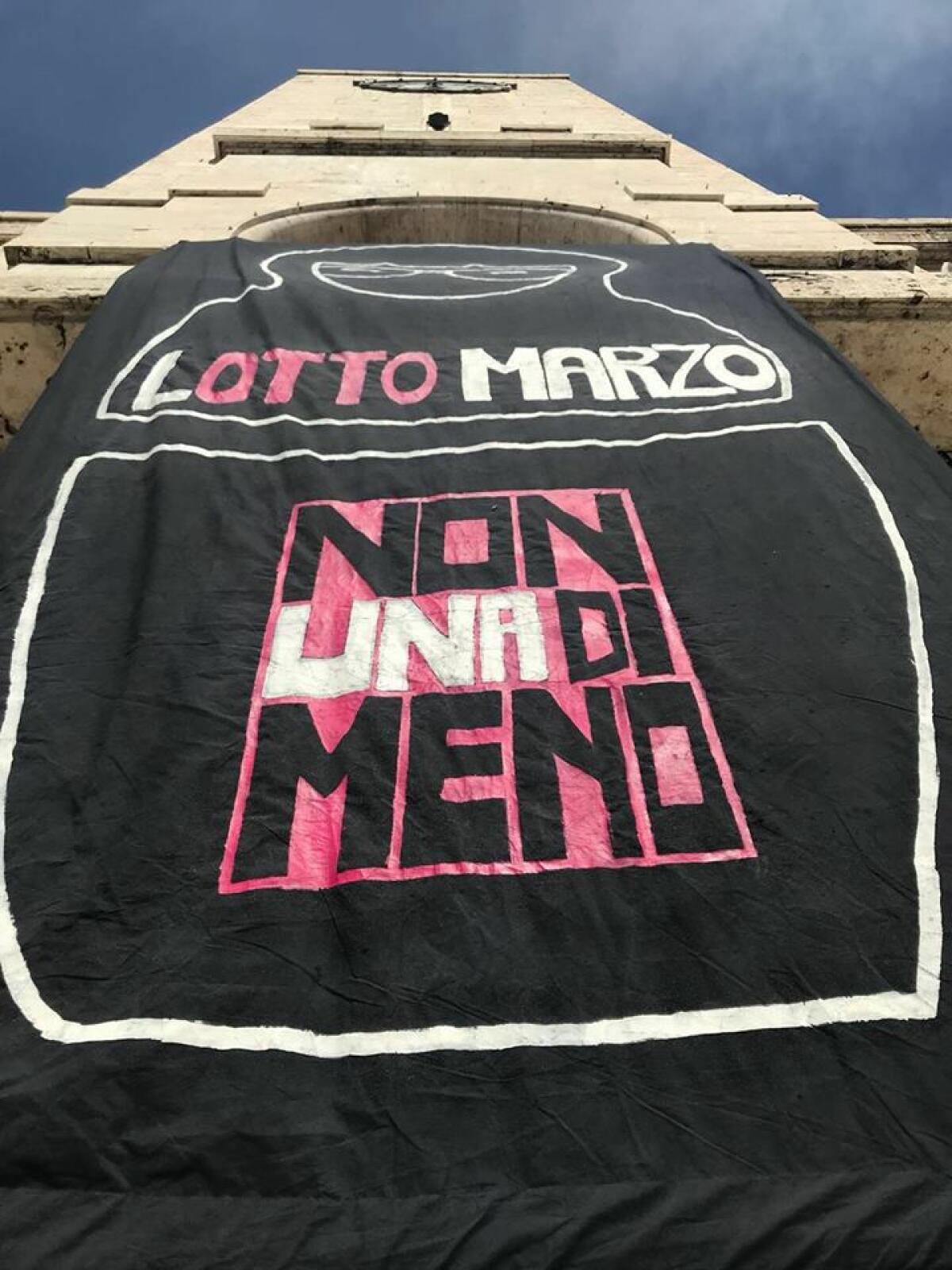 "Non una di meno": il sindaco di Latina, Coletta: "oggi sfiliamo per Martina, Alessia e la loro mamma". - 