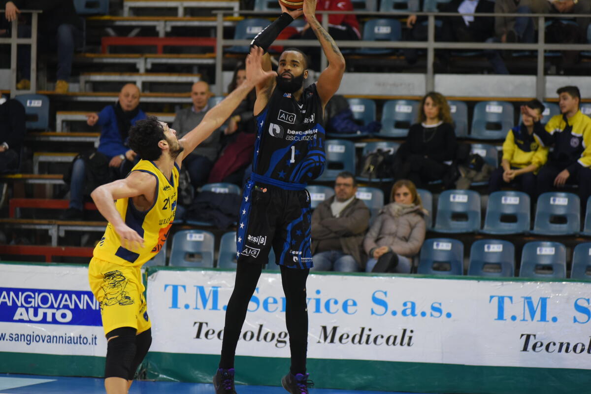 Basket serie A2 maschile: Latina battuta 80-75 dalla Givova Scafati. - 