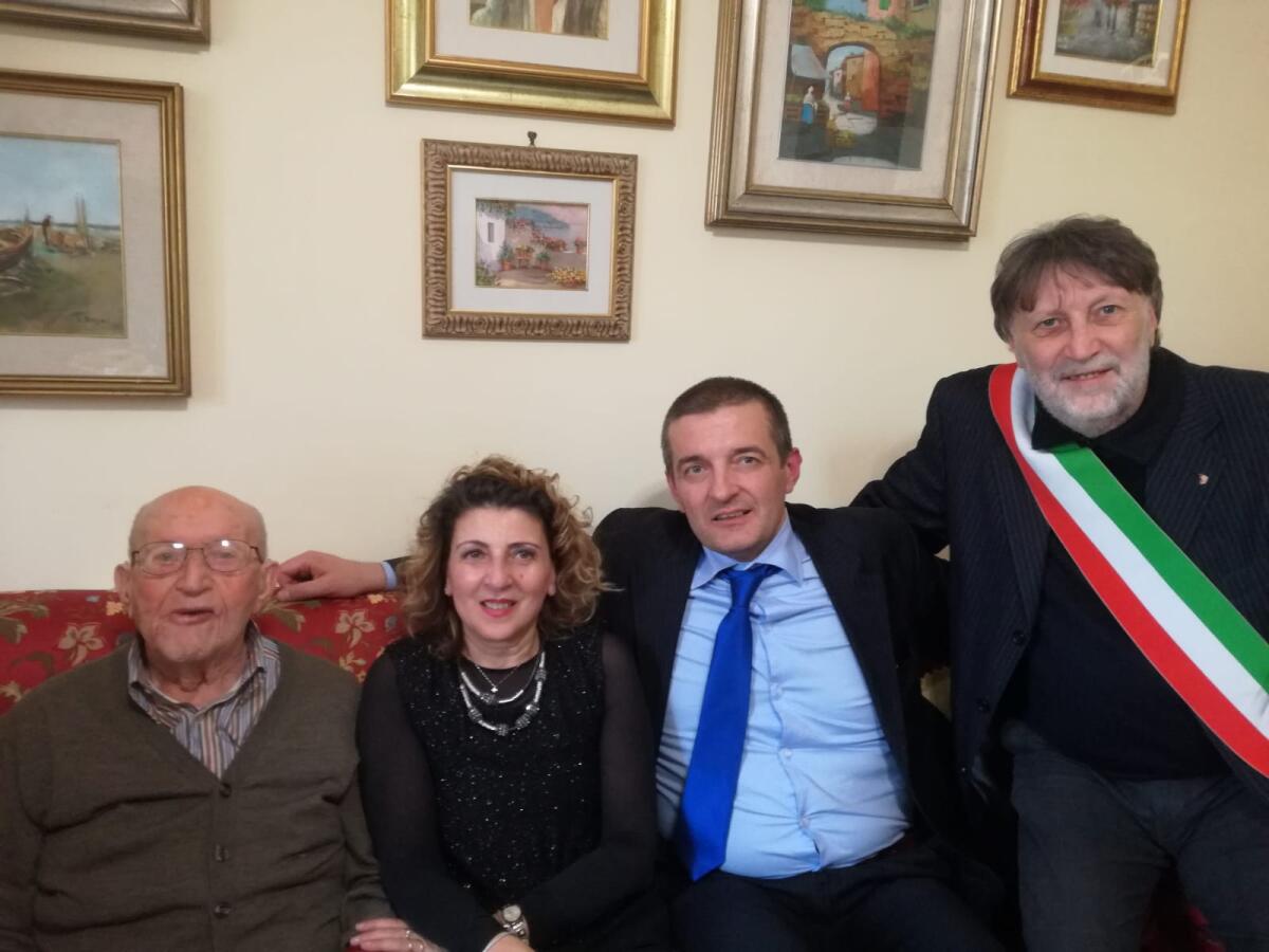 Bassiano festeggia il centenario Bartolomeo Porcelli. Un uomo al passo con i tempi - 