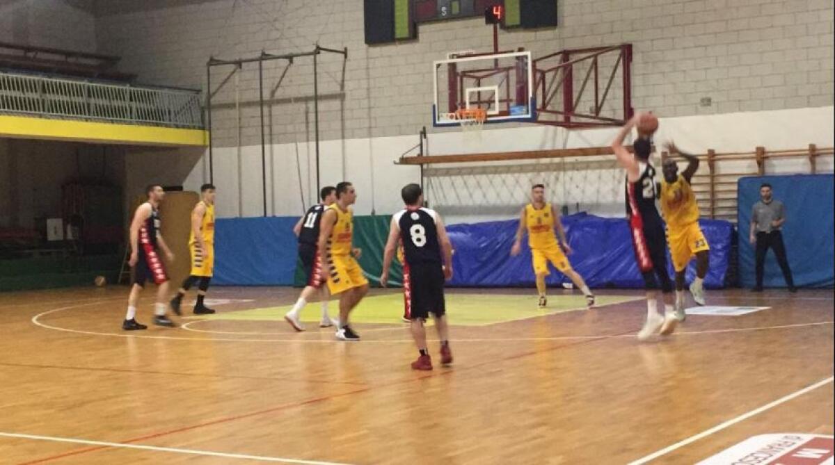 Basket - Da pronostico la Vis Nova porta a casa la partita, la Virtus Aprilia non ce la fa - 