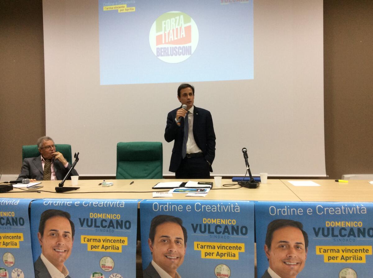 APRILIA - Il candidato sindaco Domenico Vulcano presenta la sua coalizione di centrodestra e il programma elettorale. - 