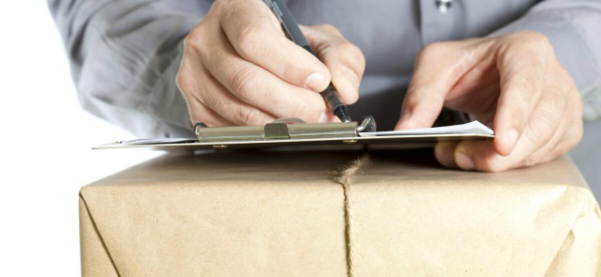 Corrispondenza e pacchi, Poste Italiane firma accordo con la Federazione Tabaccai - 