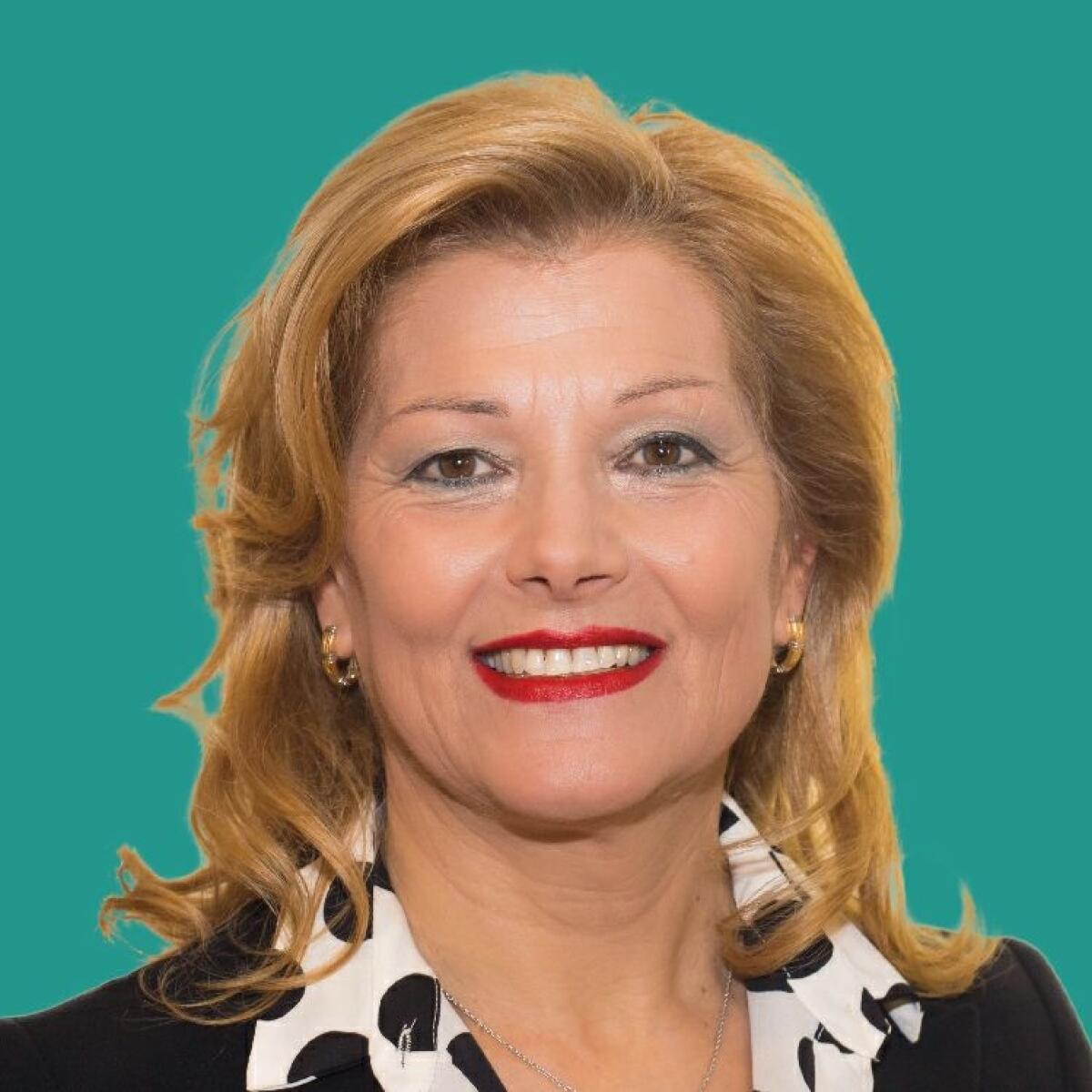 "Angela Coluzzi resta candidata nella lista "Cisterna democratica"" - 